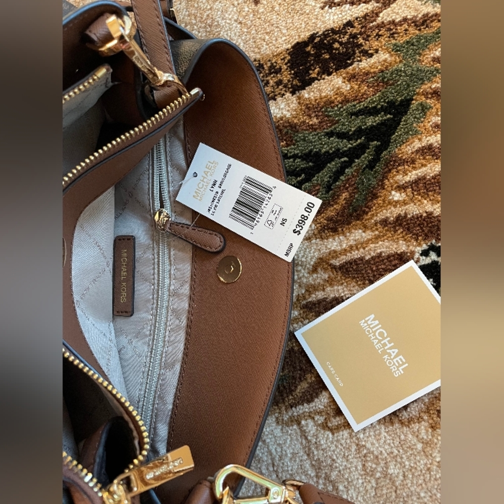 $398 Michael Kors LYNN LG EW SATCHEL Designer Bag MK Handbag NWT - Picture 2 of 12